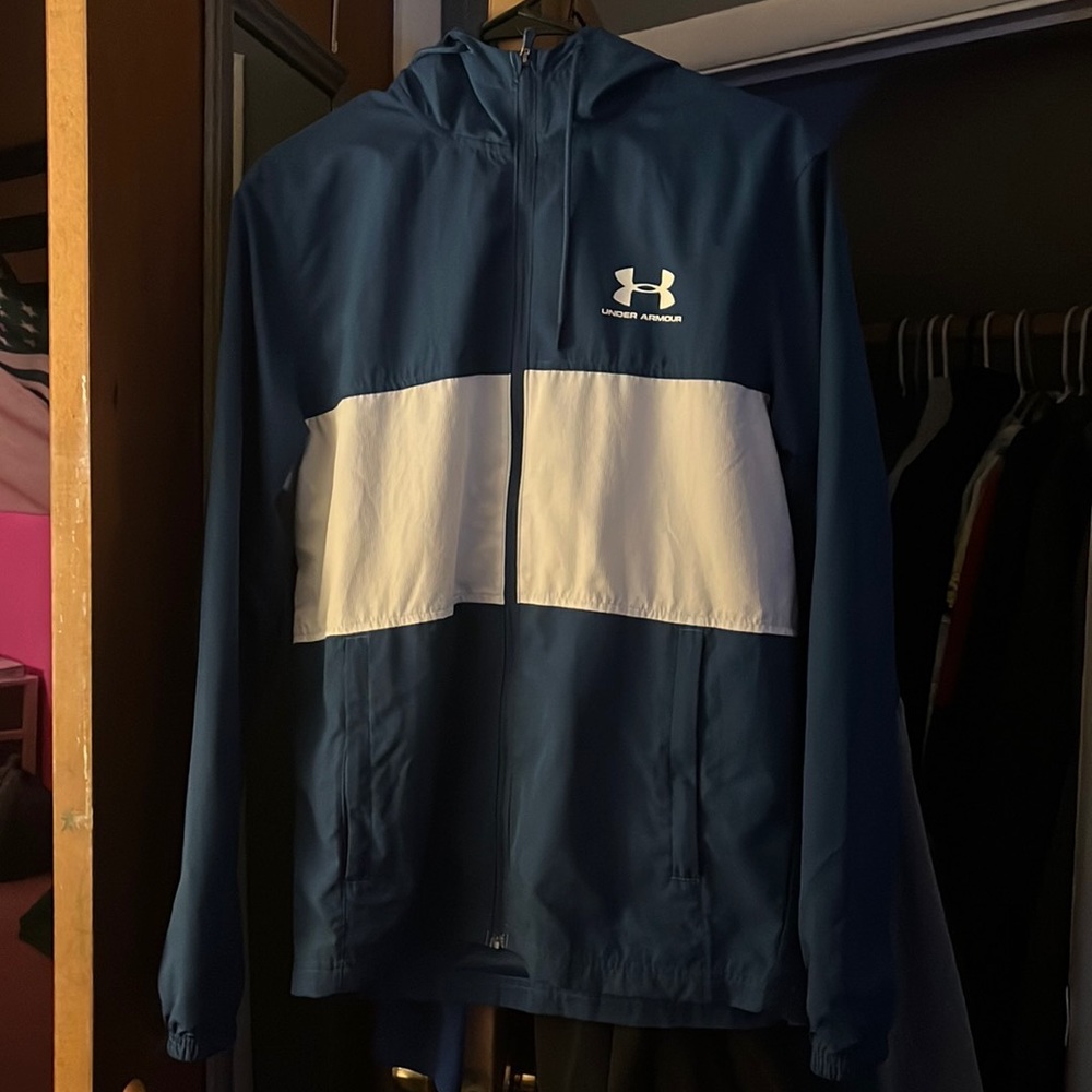 Under armour windbreaker